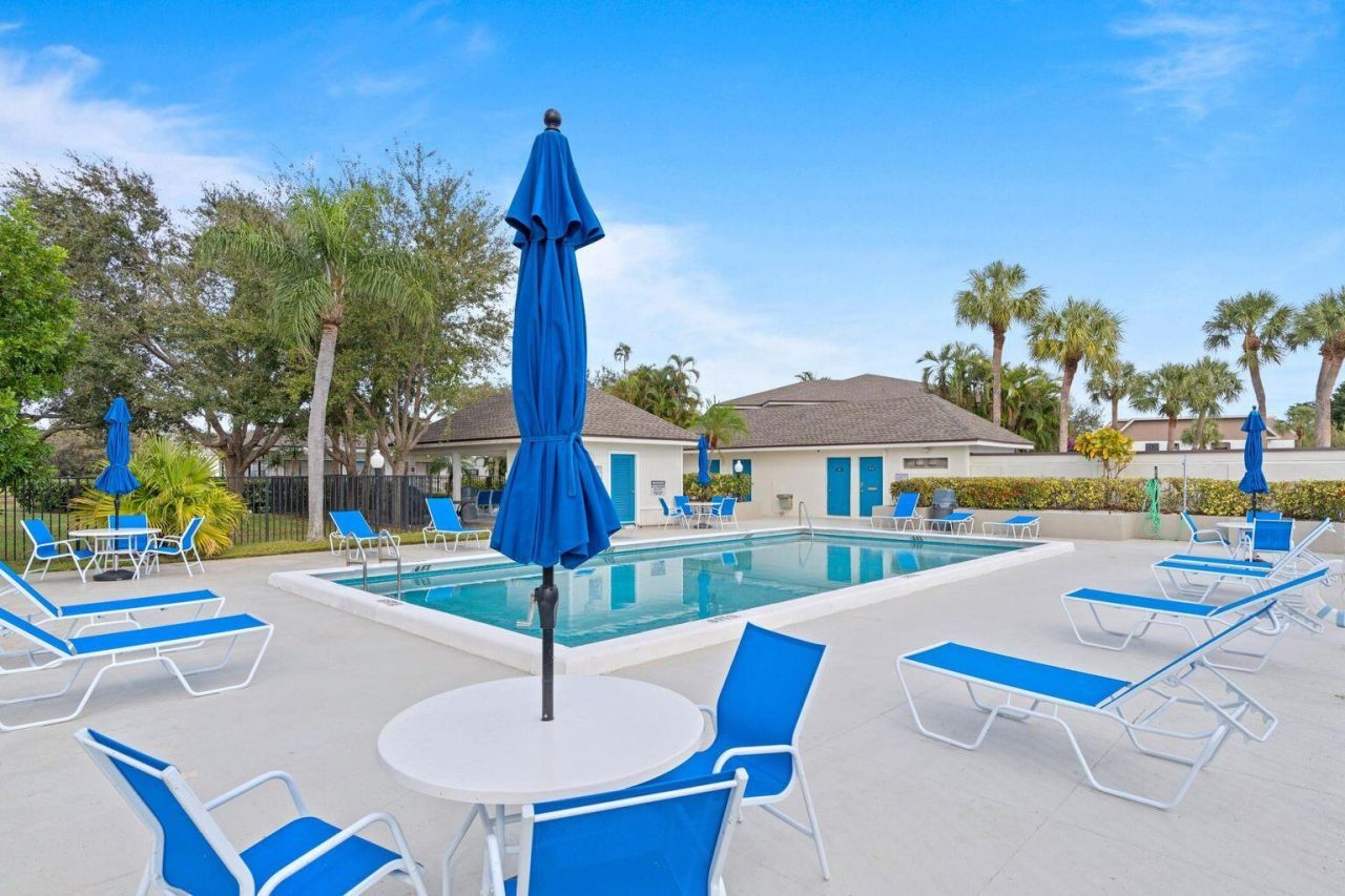 2016 SW 29th Court, Unit 5b1, Delray Beach, FL 33445 Photo