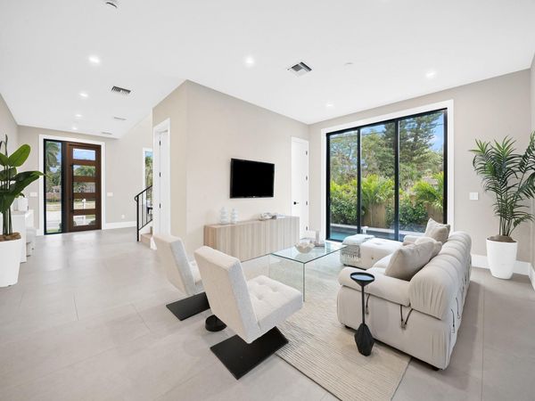 1401 NE 16th Ave, Fort Lauderdale, FL 33304