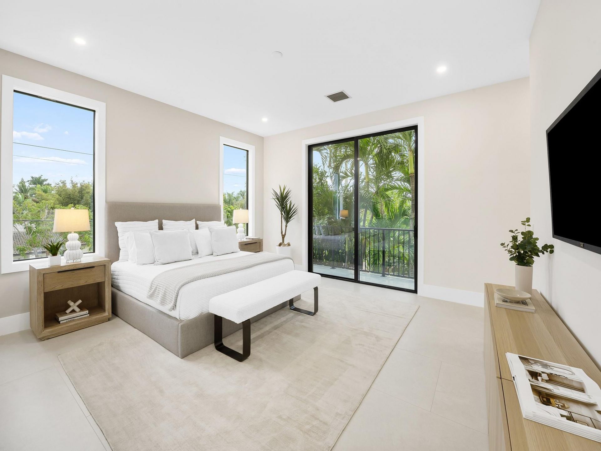 1401 NE 16th Avenue, Fort Lauderdale, FL 33304 Photo