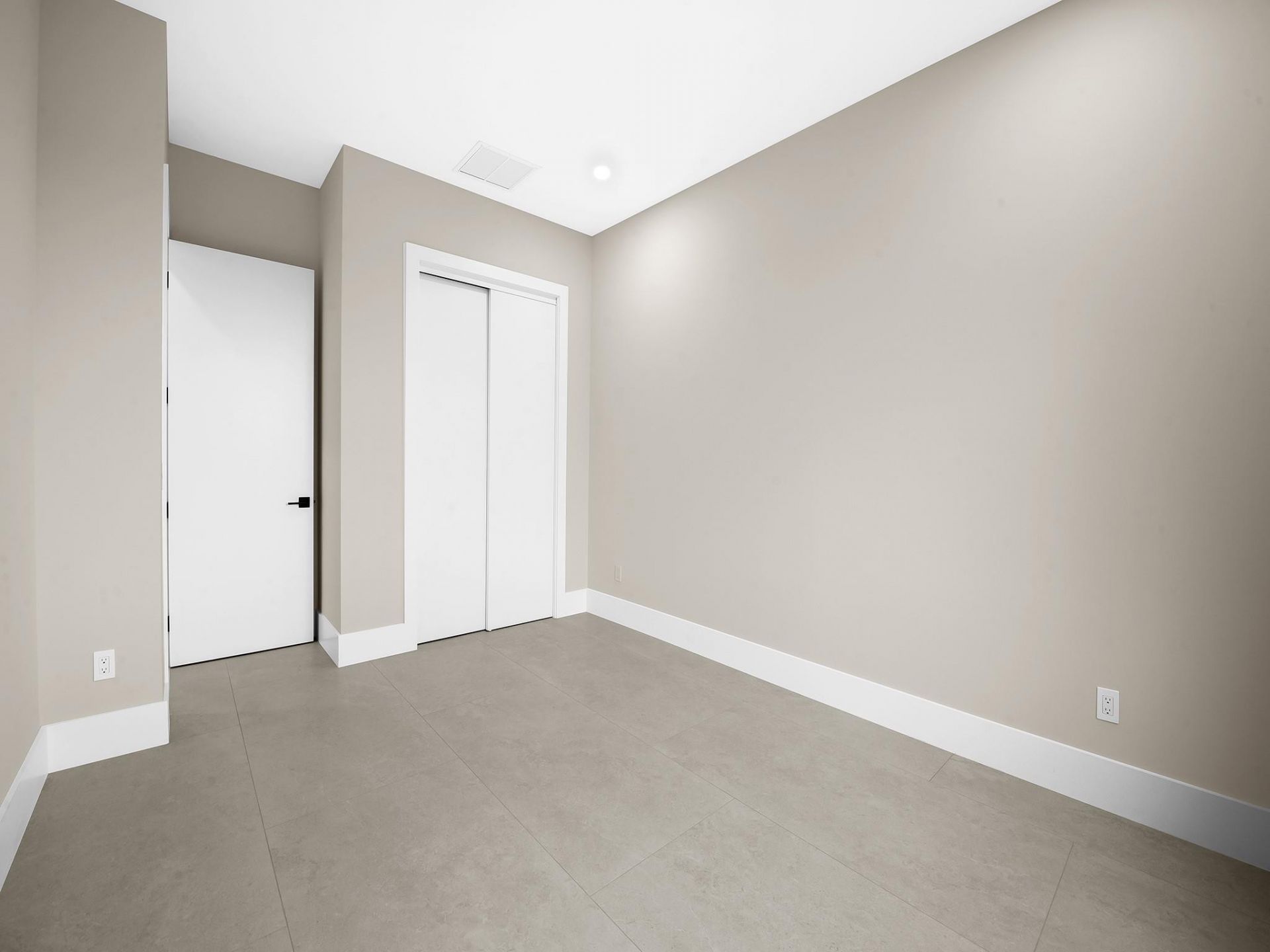 1401 NE 16th Avenue, Fort Lauderdale, FL 33304 Photo