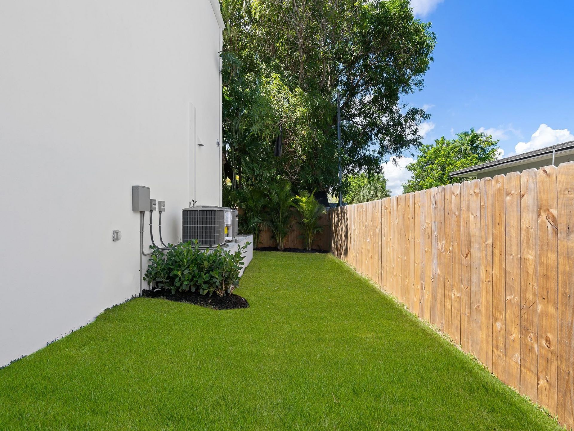 1401 NE 16th Avenue, Fort Lauderdale, FL 33304 Photo