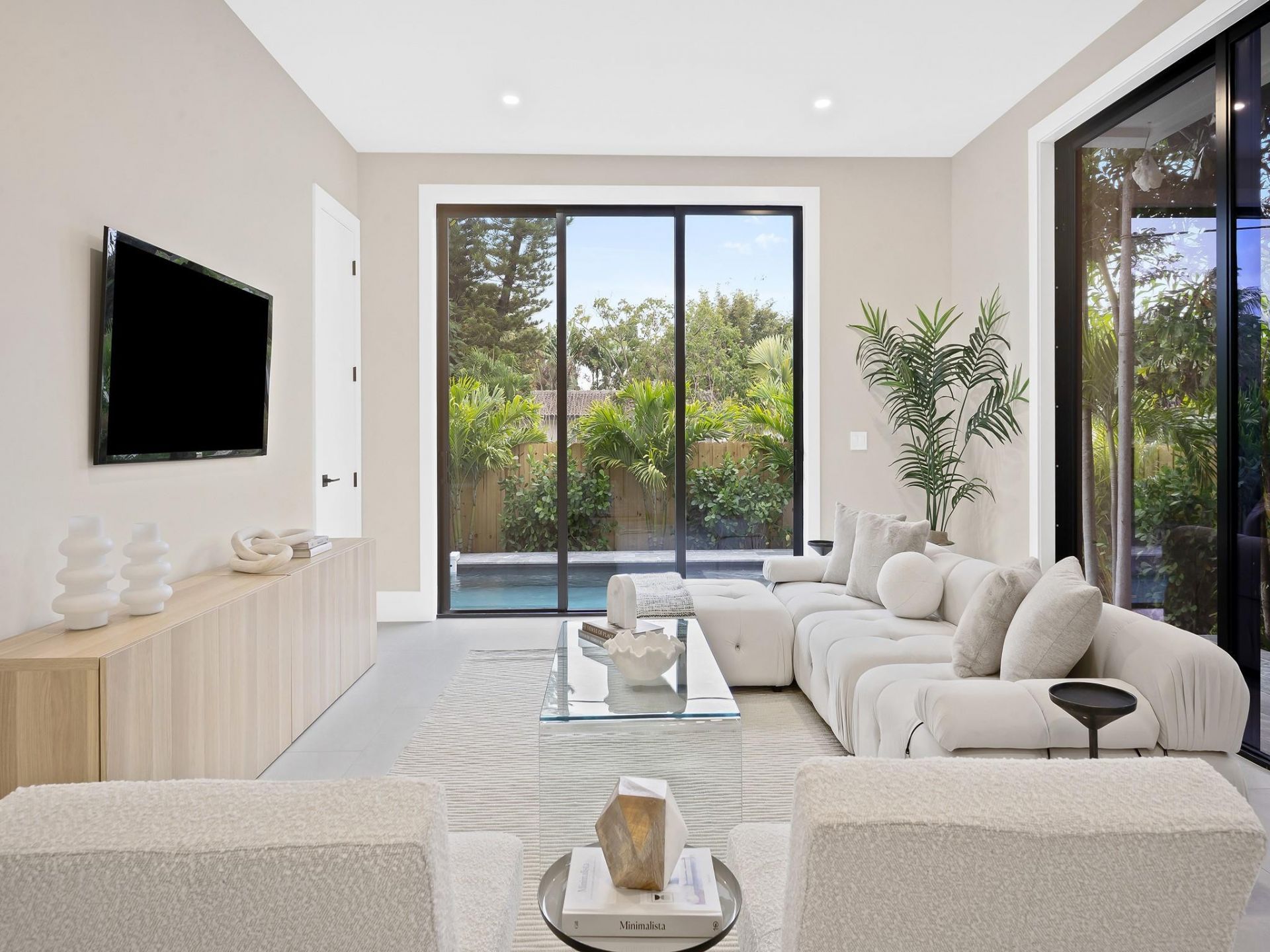 1401 NE 16th Avenue, Fort Lauderdale, FL 33304 Photo