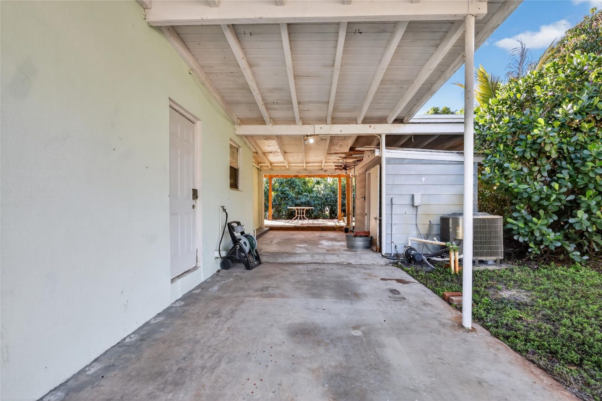 1420 NE 44th St, Pompano Beach, FL 33064 Photo