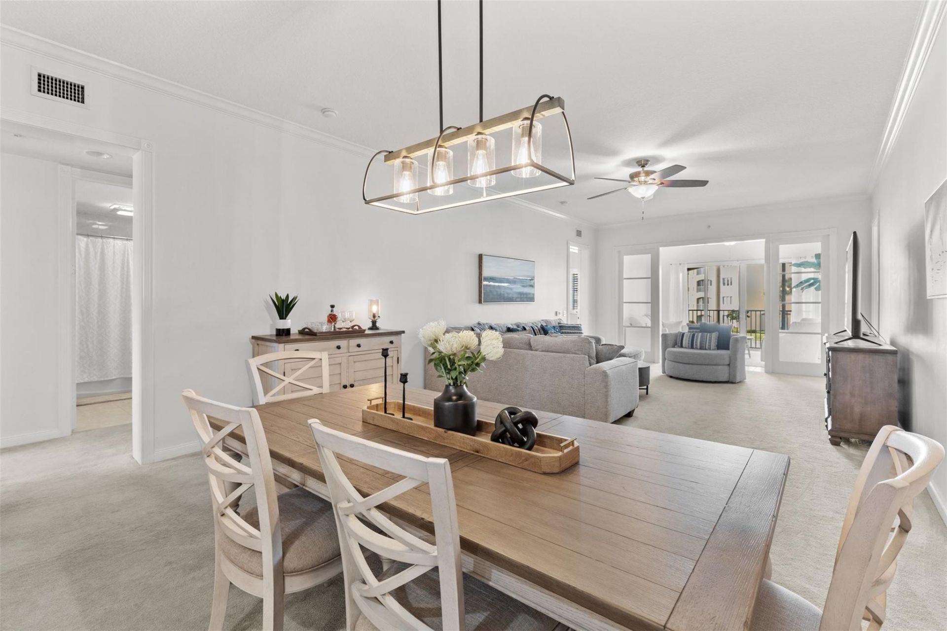 18 Harbour Isle Dr, Unit 203, Fort Pierce, FL 34949 Photo