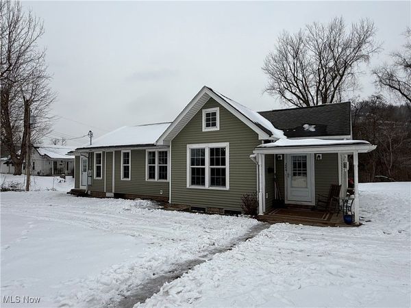 200 Ankrom Street, St Marys, WV 26170