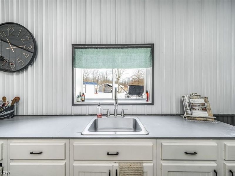 7561 Rockwood Road, Windsor, OH 44099 Photo 4