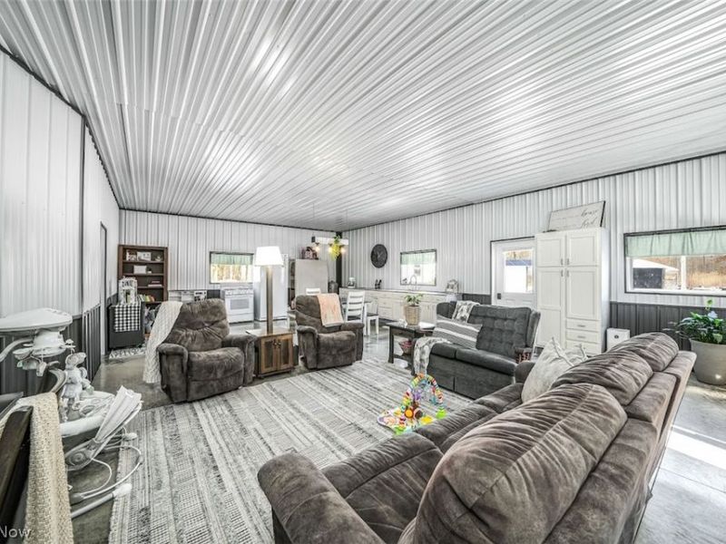 7561 Rockwood Road, Windsor, OH 44099 Photo 5