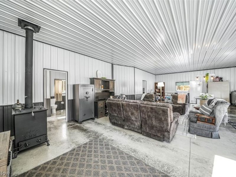 7561 Rockwood Road, Windsor, OH 44099 Photo 6