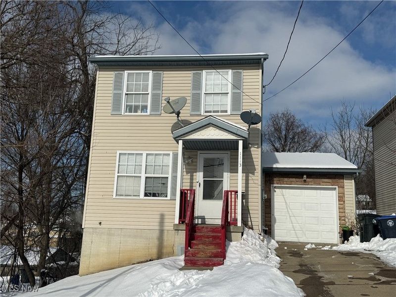 1113 Smithfarm Avenue, Akron, OH 44305 Photo 1