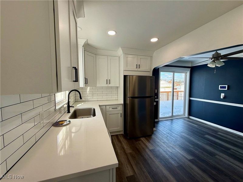 11011 Wallingford Avenue, Garfield Heights, OH 44125 Photo 11