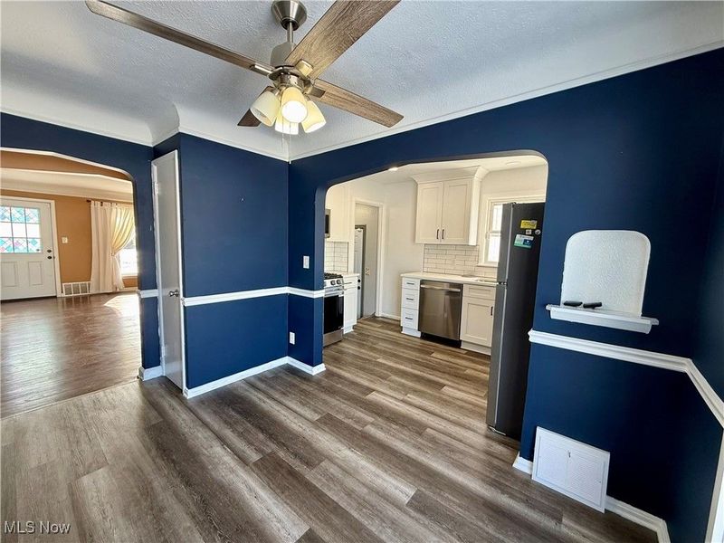 11011 Wallingford Avenue, Garfield Heights, OH 44125 Photo 14