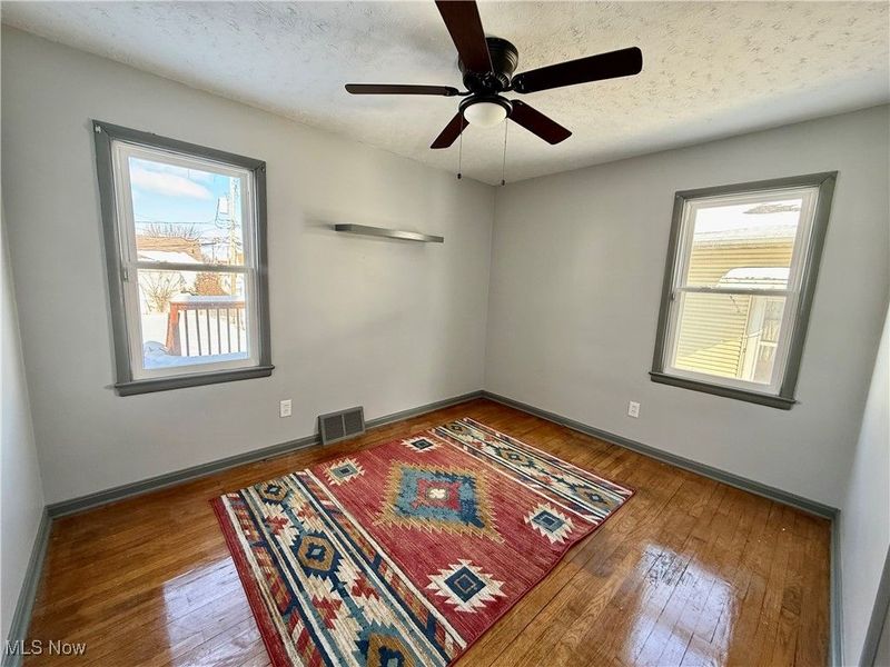 11011 Wallingford Avenue, Garfield Heights, OH 44125 Photo 15