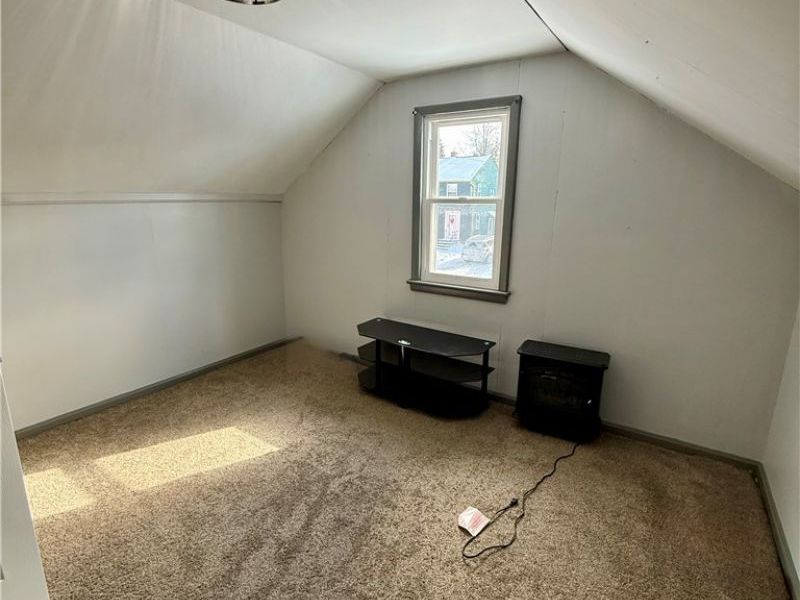 11011 Wallingford Avenue, Garfield Heights, OH 44125 Photo 25