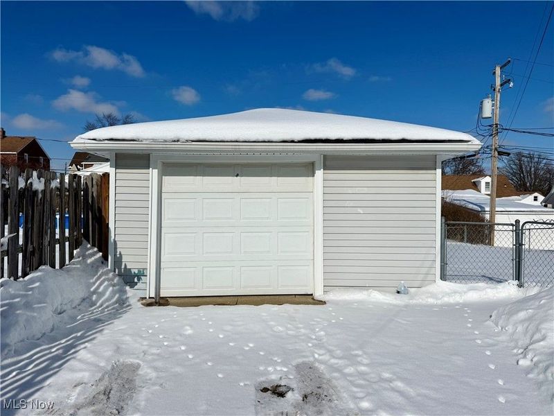 11011 Wallingford Avenue, Garfield Heights, OH 44125 Photo 29