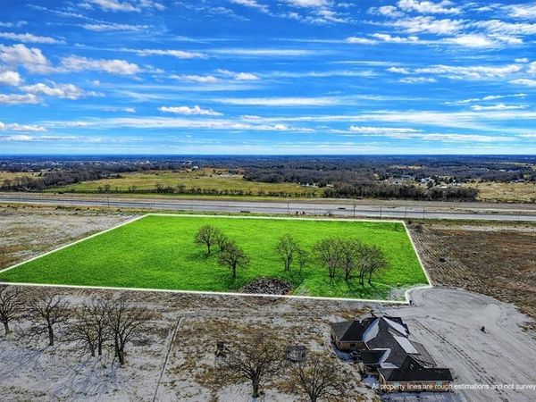 2077 Eastfield Drive, Wills Point, TX 75169