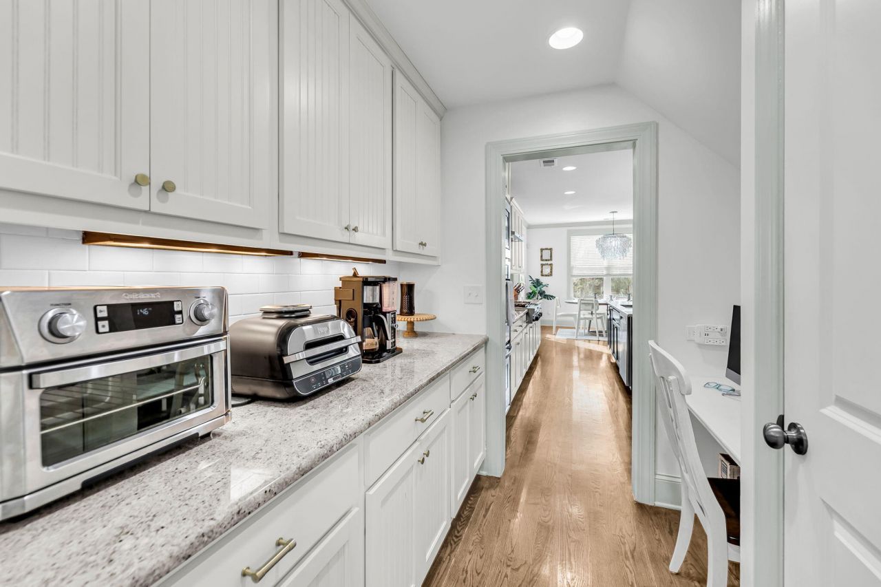 3001 Sturbridge Road Photo 25