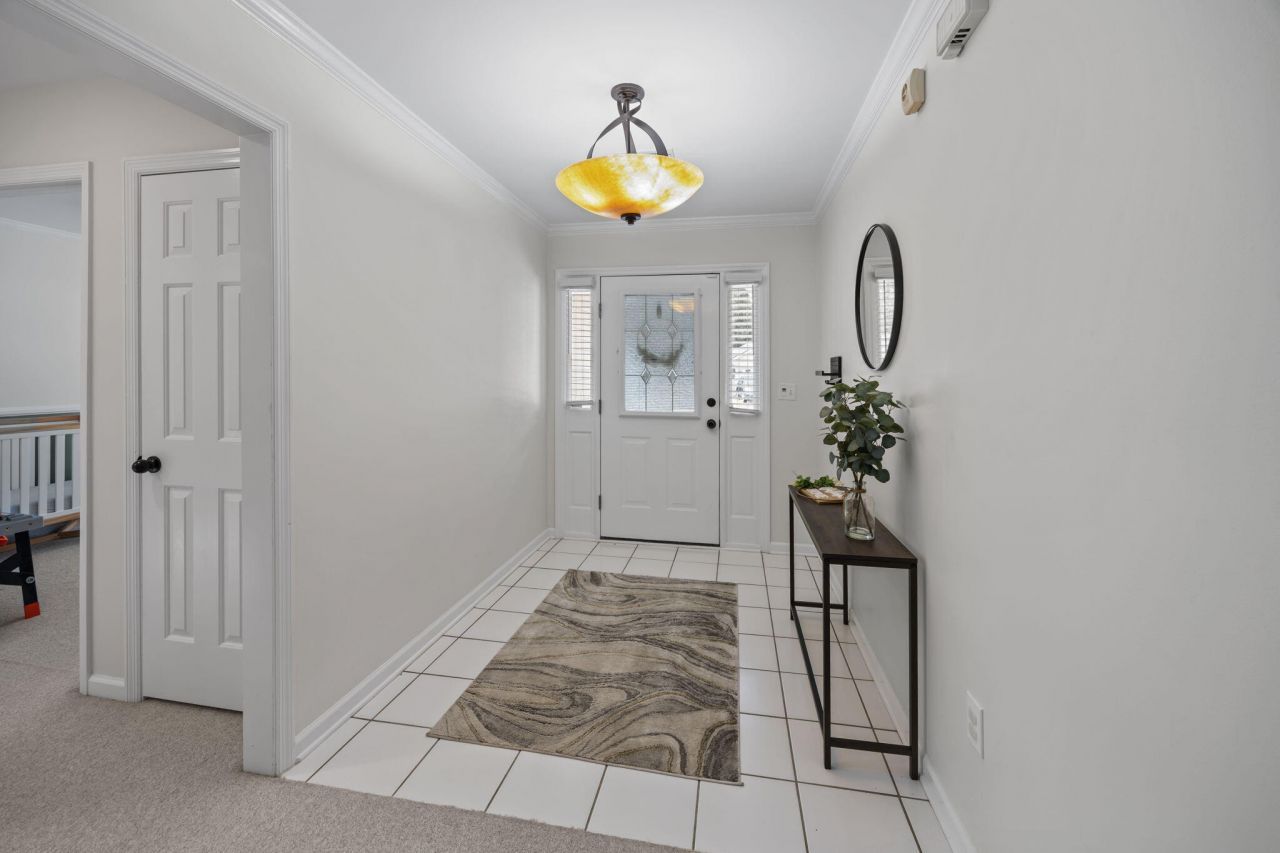 1204 Raptor Drive Photo 2