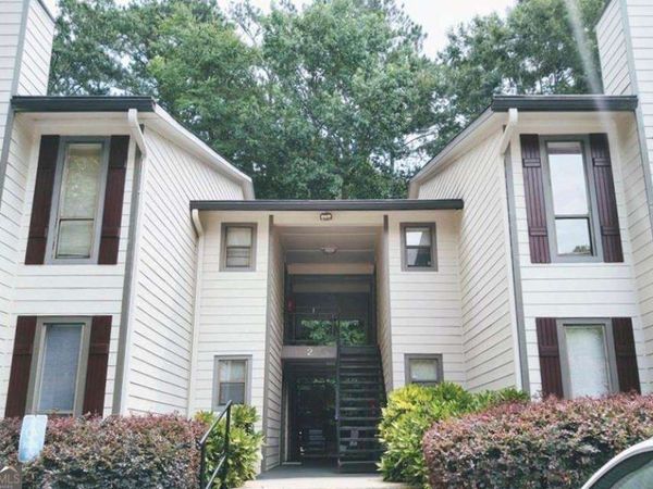 9400 Roberts Drive, Unit 2H, Atlanta, GA 30350