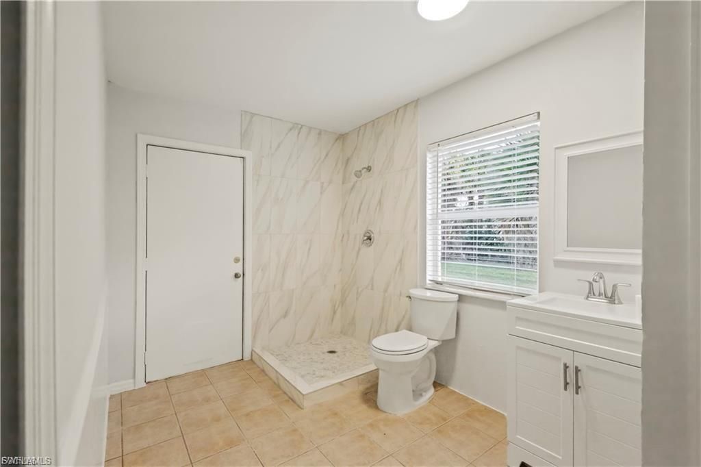 260 13th St Sw, Naples, FL 34117 Photo