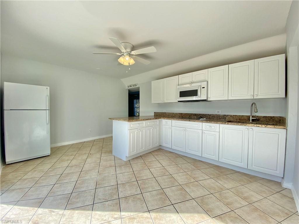 260 13th St Sw, Naples, FL 34117 Photo