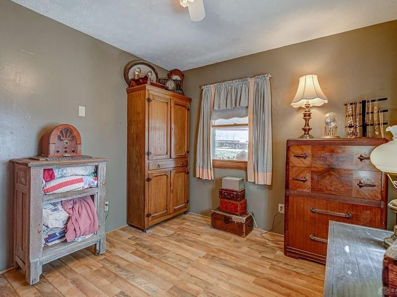 1222 Oxford Germantown Road, Camden, OH 45311 Photo 12