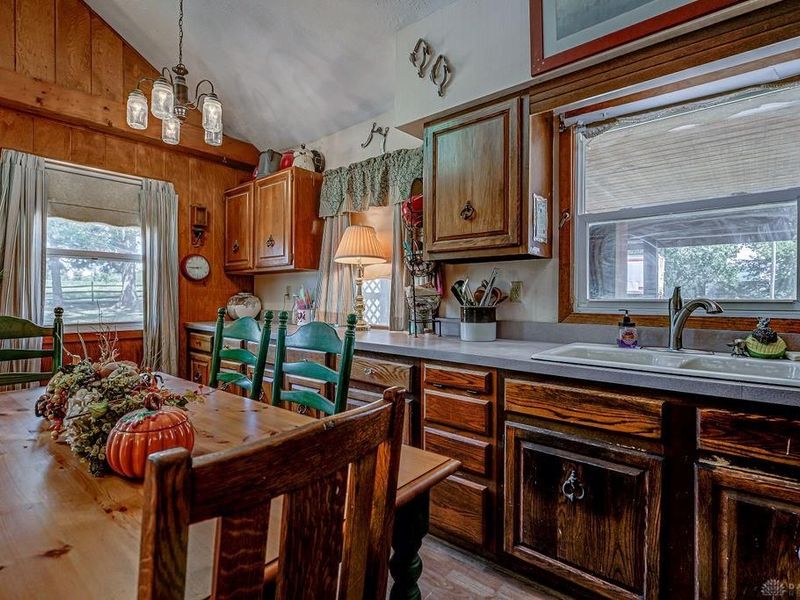 1222 Oxford Germantown Road, Camden, OH 45311 Photo 8