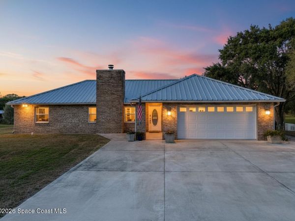 2940 Flounder Creek Road, Mims, FL 32754