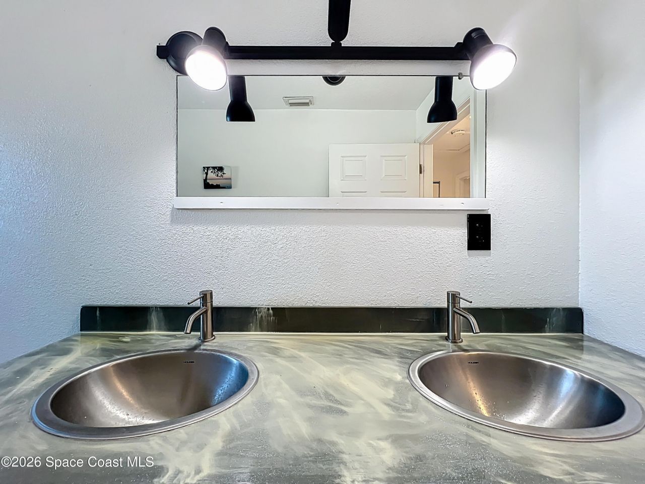 2940 Flounder Creek Road, Mims, FL 32754 Photo