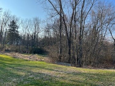 49th Street SW, Canton, OH 44706