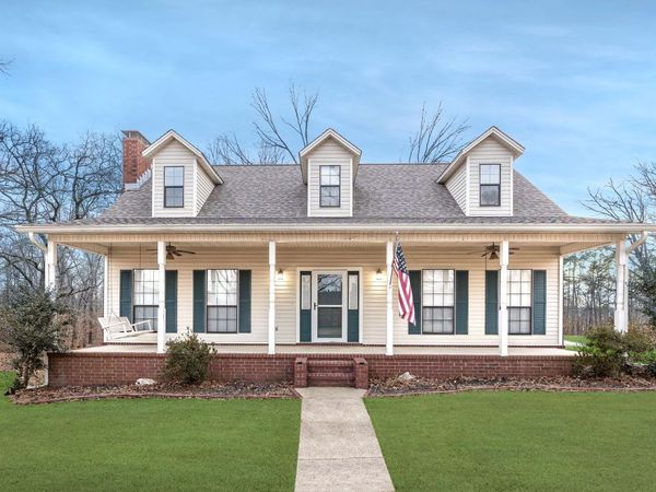 2802 Southgate Dr, Malvern, AR 72104