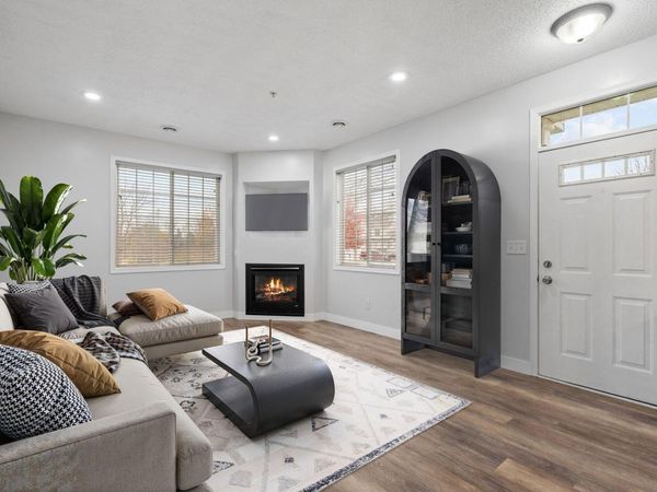 4611 Blaine Avenue, Unit 1308, Inver Grove Heights, MN 55076