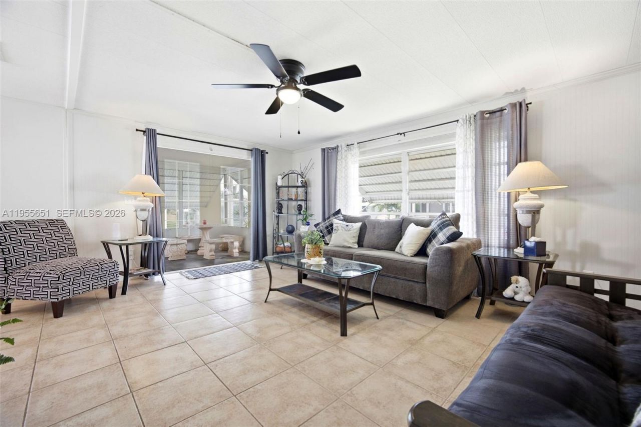 1981 SW 83rd Ave, Davie, FL 33324 Photo