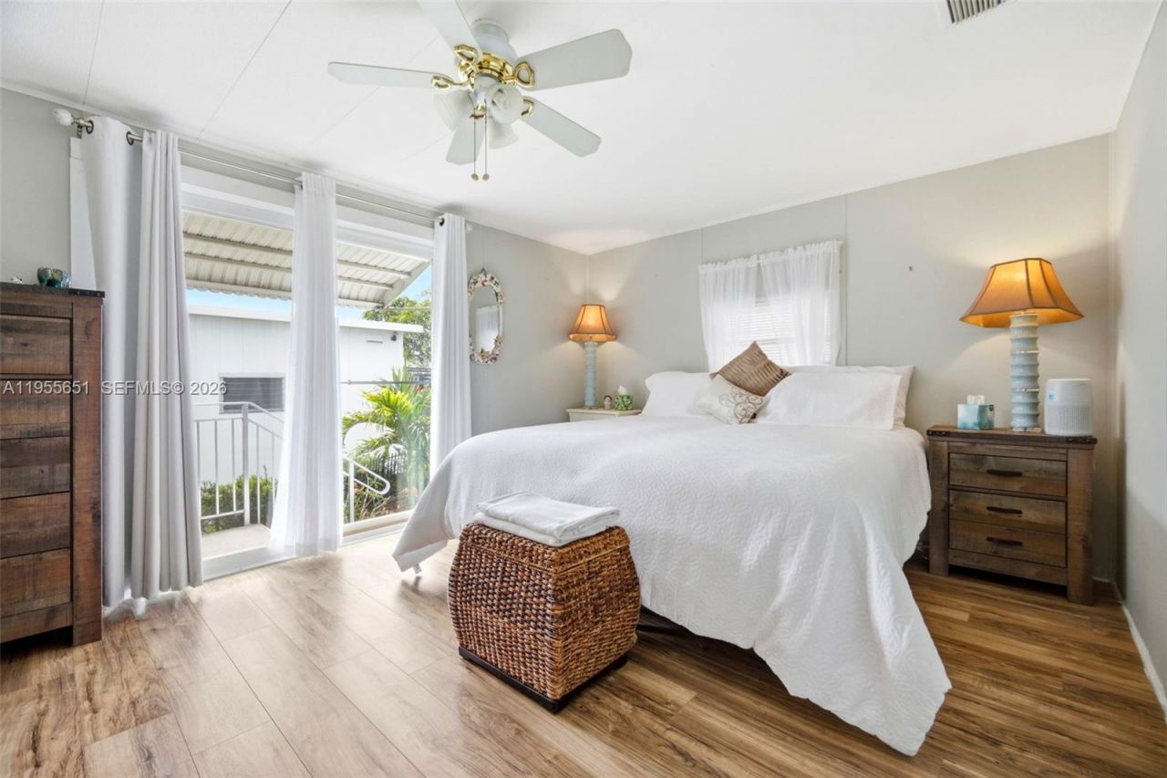 1981 SW 83rd Ave, Davie, FL 33324 Photo