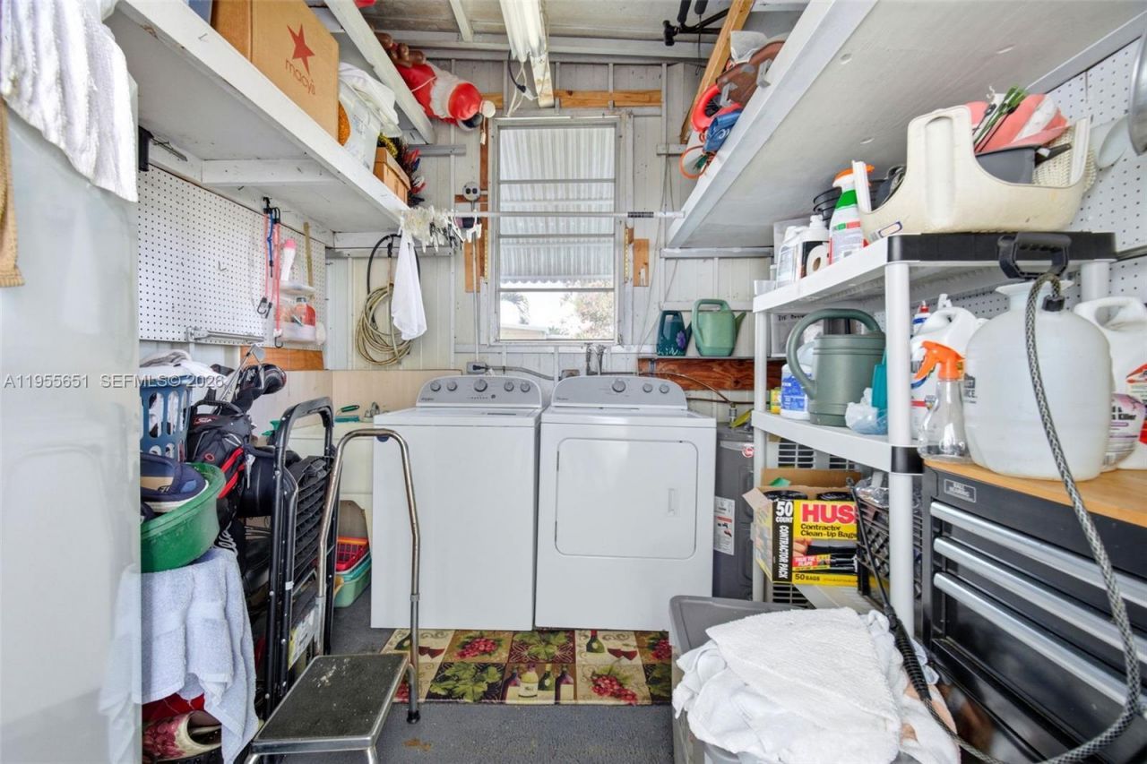 1981 SW 83rd Ave, Davie, FL 33324 Photo