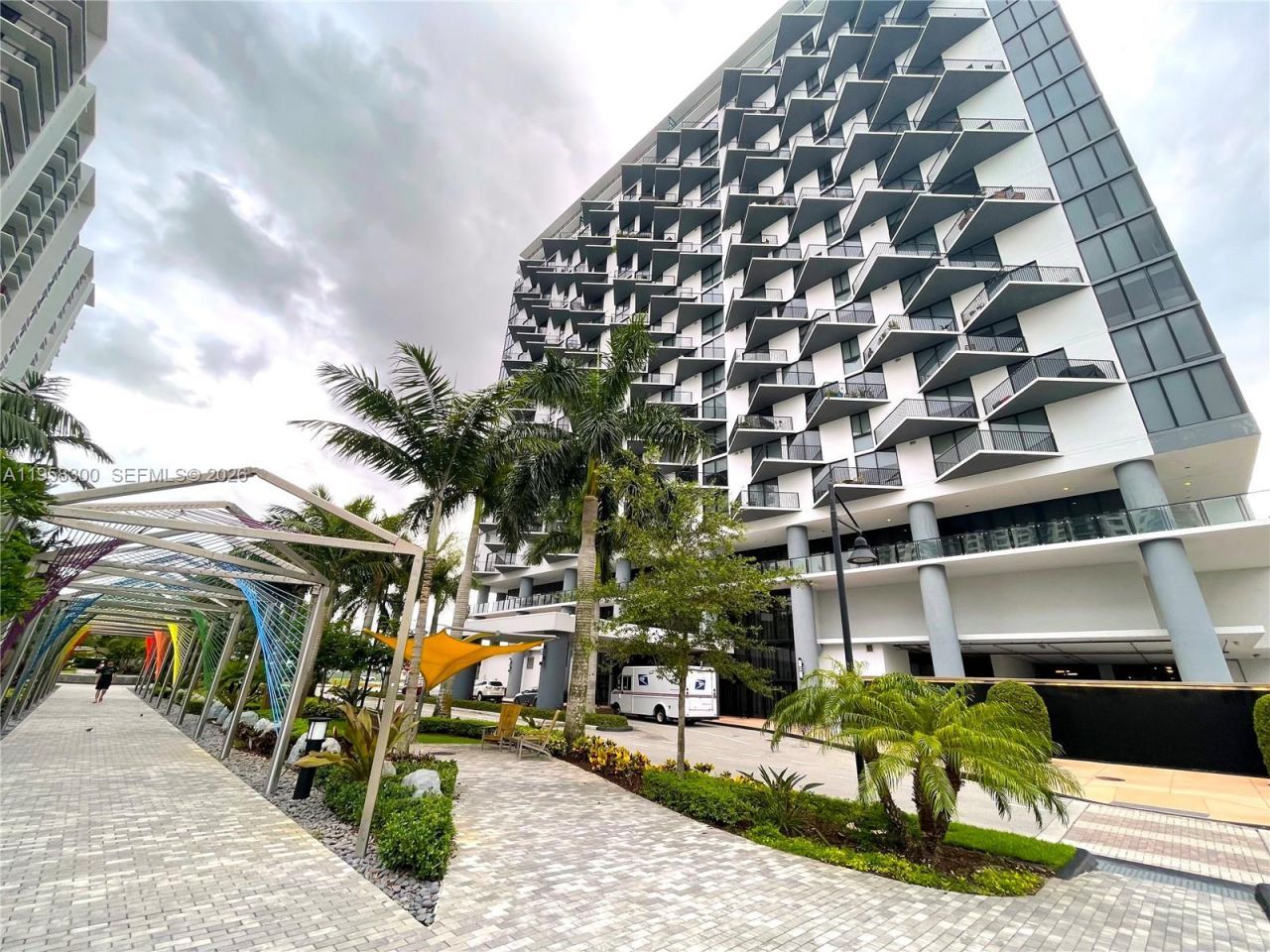 5252 NW 85th Ave, Unit 904, Doral, FL 33166 Photo