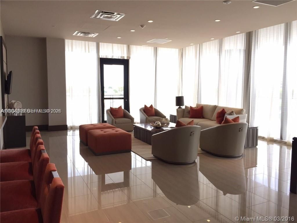 5252 NW 85th Ave, Unit 904, Doral, FL 33166 Photo