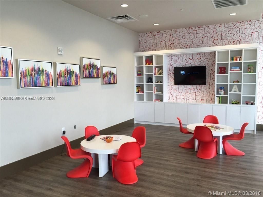 5252 NW 85th Ave, Unit 904, Doral, FL 33166 Photo