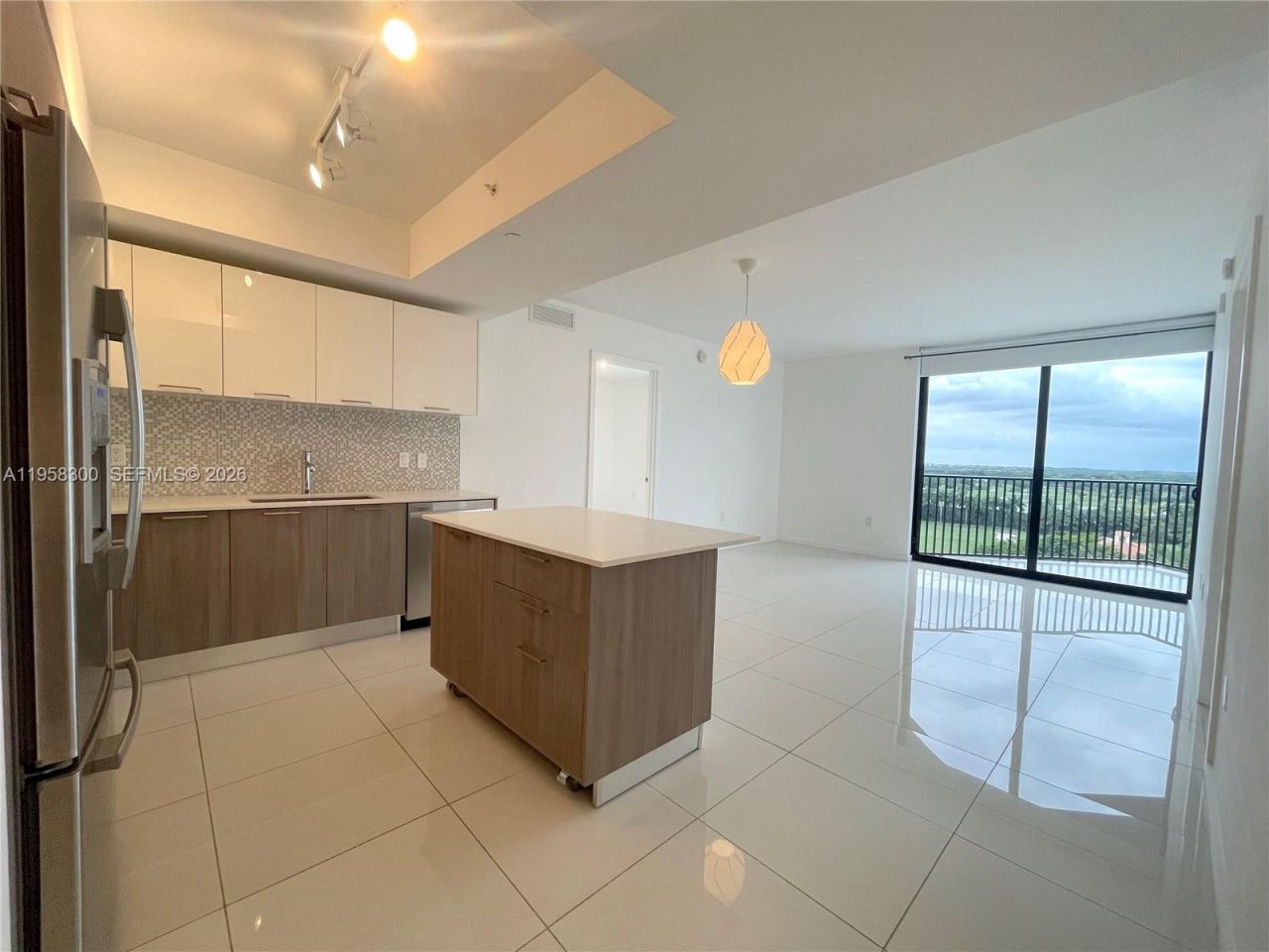 5252 NW 85th Ave, Unit 904, Doral, FL 33166 Photo