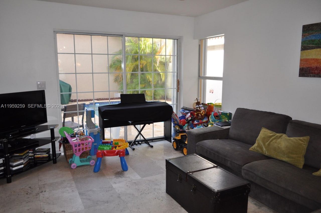 1115 River Birch St, Hollywood, FL 33019 Photo