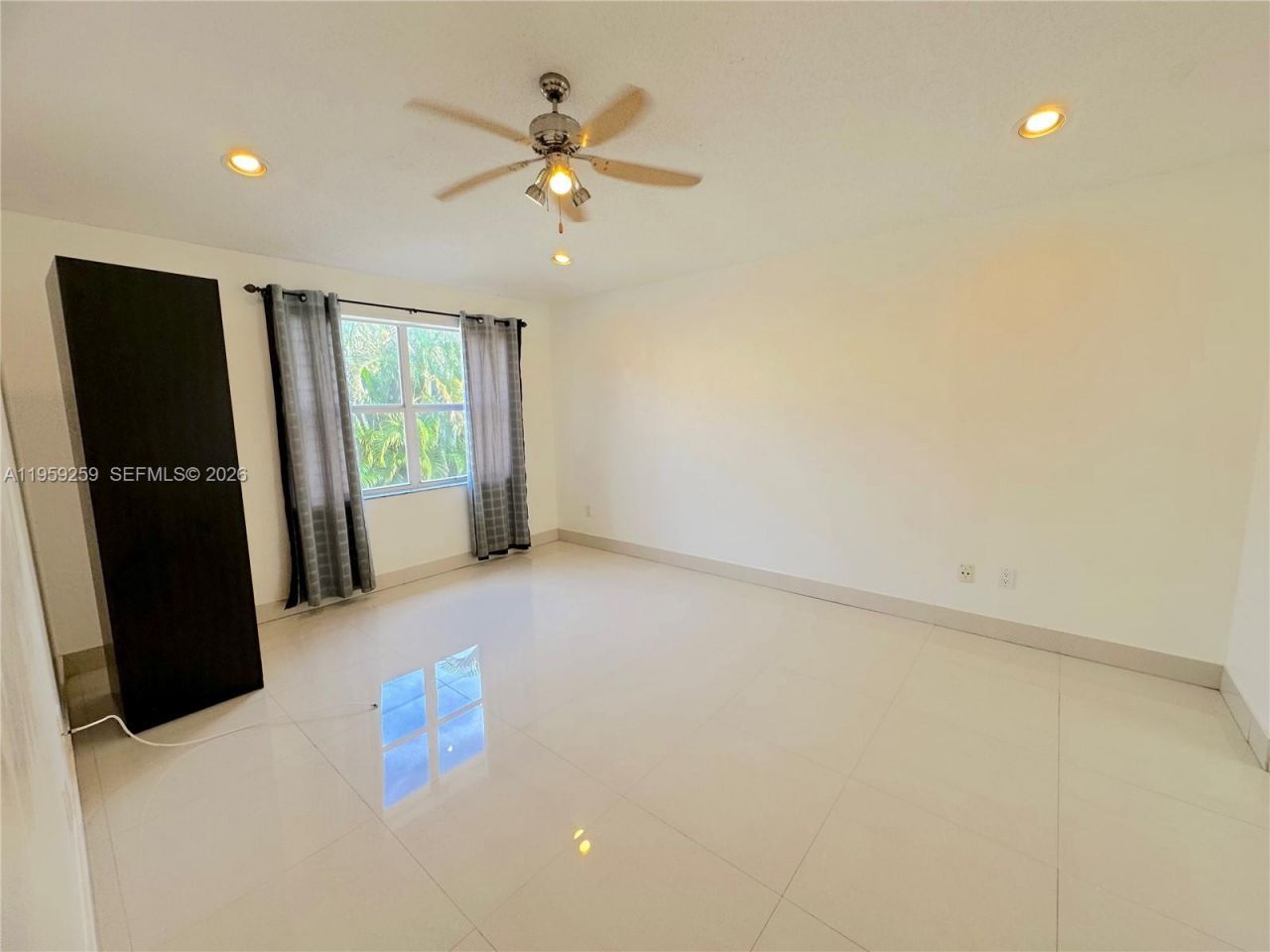 1115 River Birch St, Hollywood, FL 33019 Photo