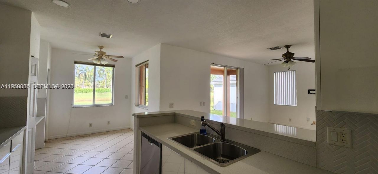 866 Golden Cane Dr, Weston, FL 33327 Photo