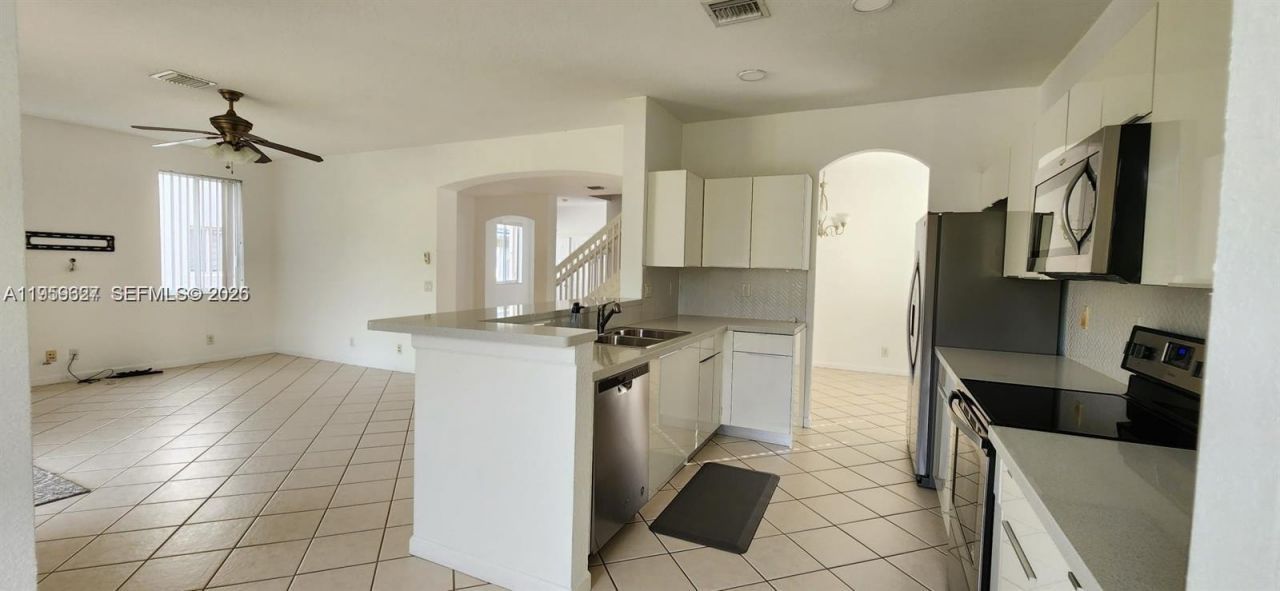 866 Golden Cane Dr, Weston, FL 33327 Photo