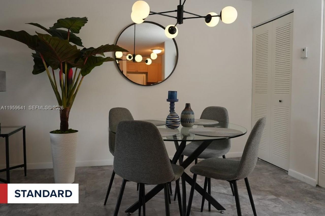 201 NW 72nd Ave, Unit 206, Miami, FL 33126 Photo