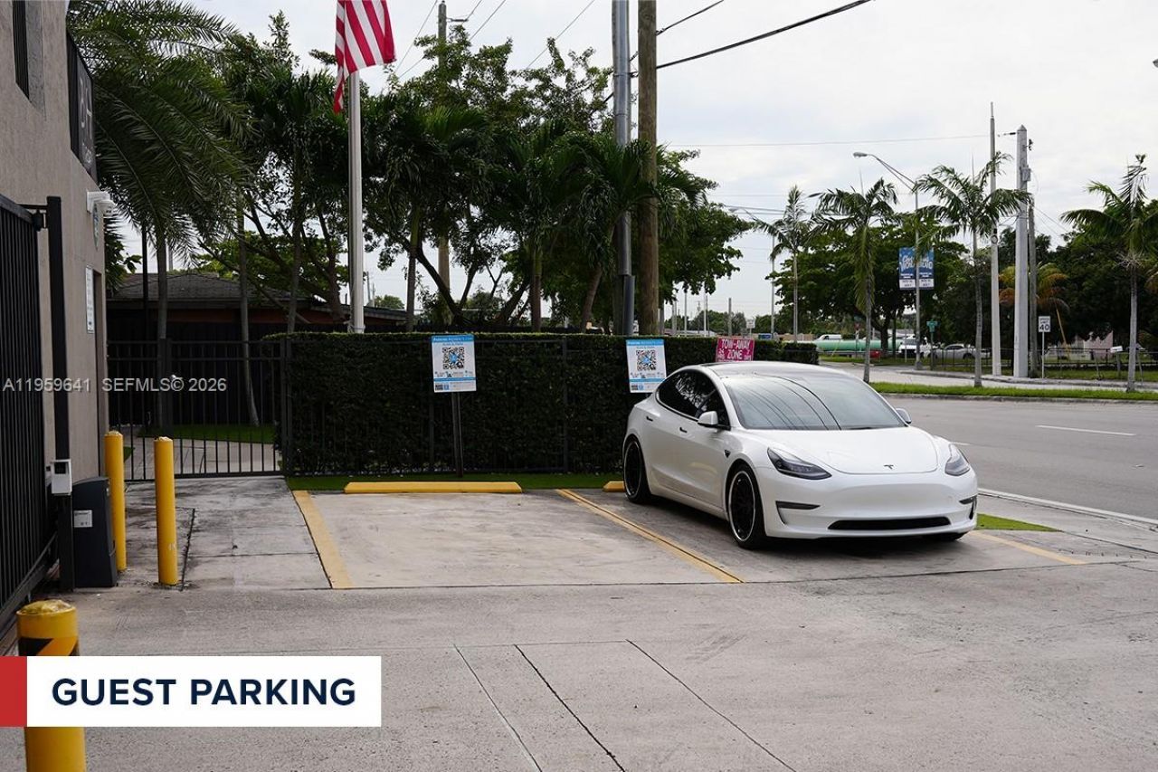 201 NW 72nd Ave, Unit 206, Miami, FL 33126 Photo