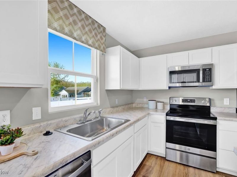 3575 Kenyon Creek Avenue NW, Massillon, OH 44647 Photo 13