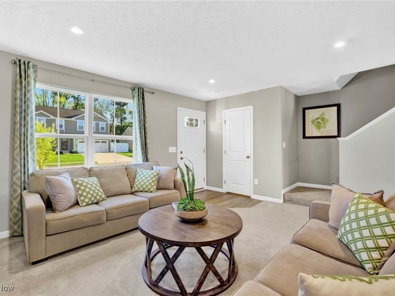 3575 Kenyon Creek Avenue NW, Massillon, OH 44647 Photo 5