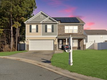 5016 Gailardia Drive, Zebulon, NC 27597