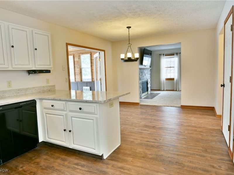 658 Center Street W, Warren, OH 44481 Photo 13