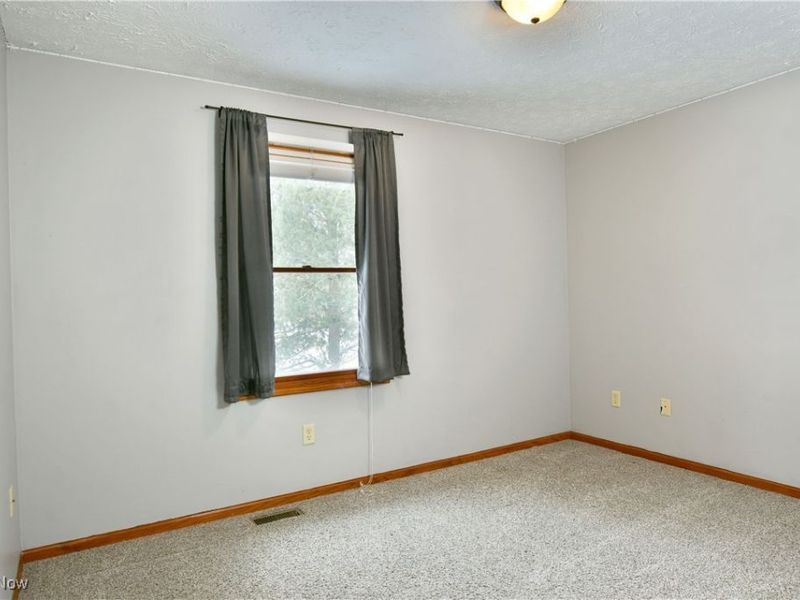 658 Center Street W, Warren, OH 44481 Photo 27