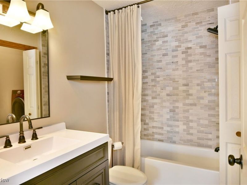 658 Center Street W, Warren, OH 44481 Photo 29